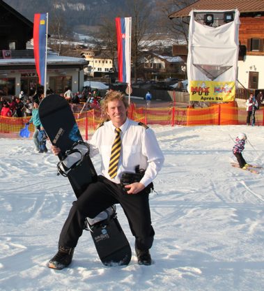 Leukste-skileraar-in-kapiteinspak2