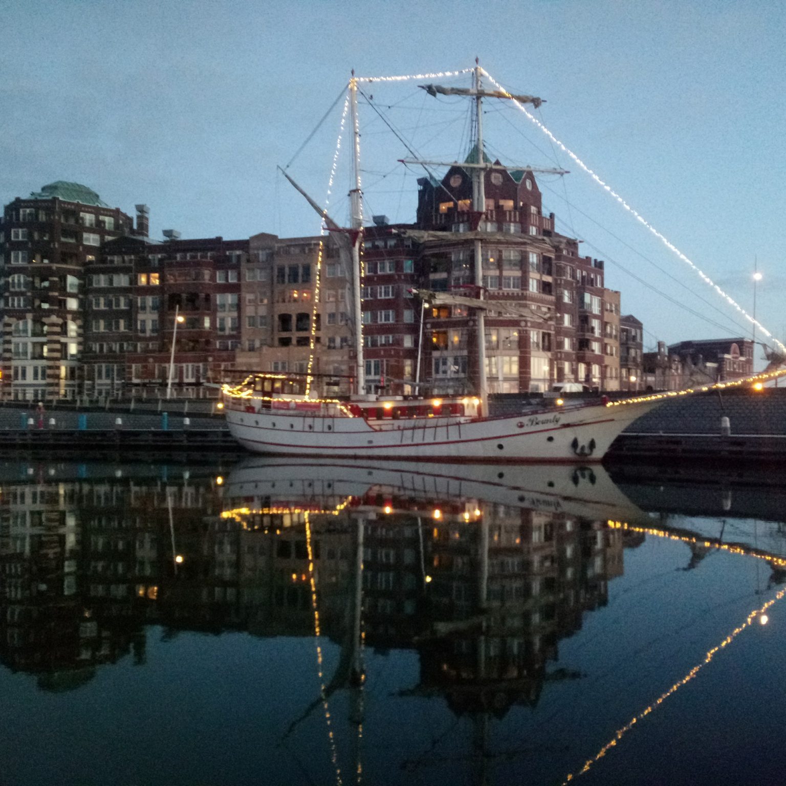Restaurant Schip op het water Groepsaccommodatie